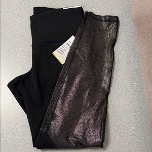 Old Navy Black High-Rise Active Leggings size medium